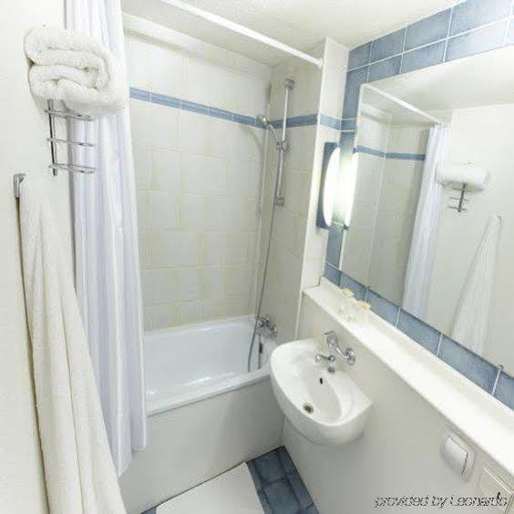 Campanile Nantes Saint-Sebastien-Sur-Loire Hotel Екстериор снимка